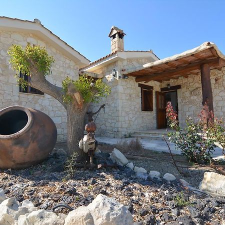 La Estancia Polis Екстер'єр фото