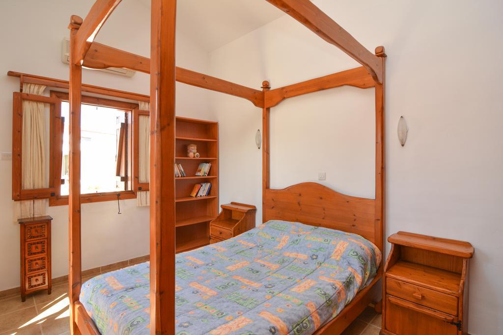 La Estancia Polis Екстер'єр фото